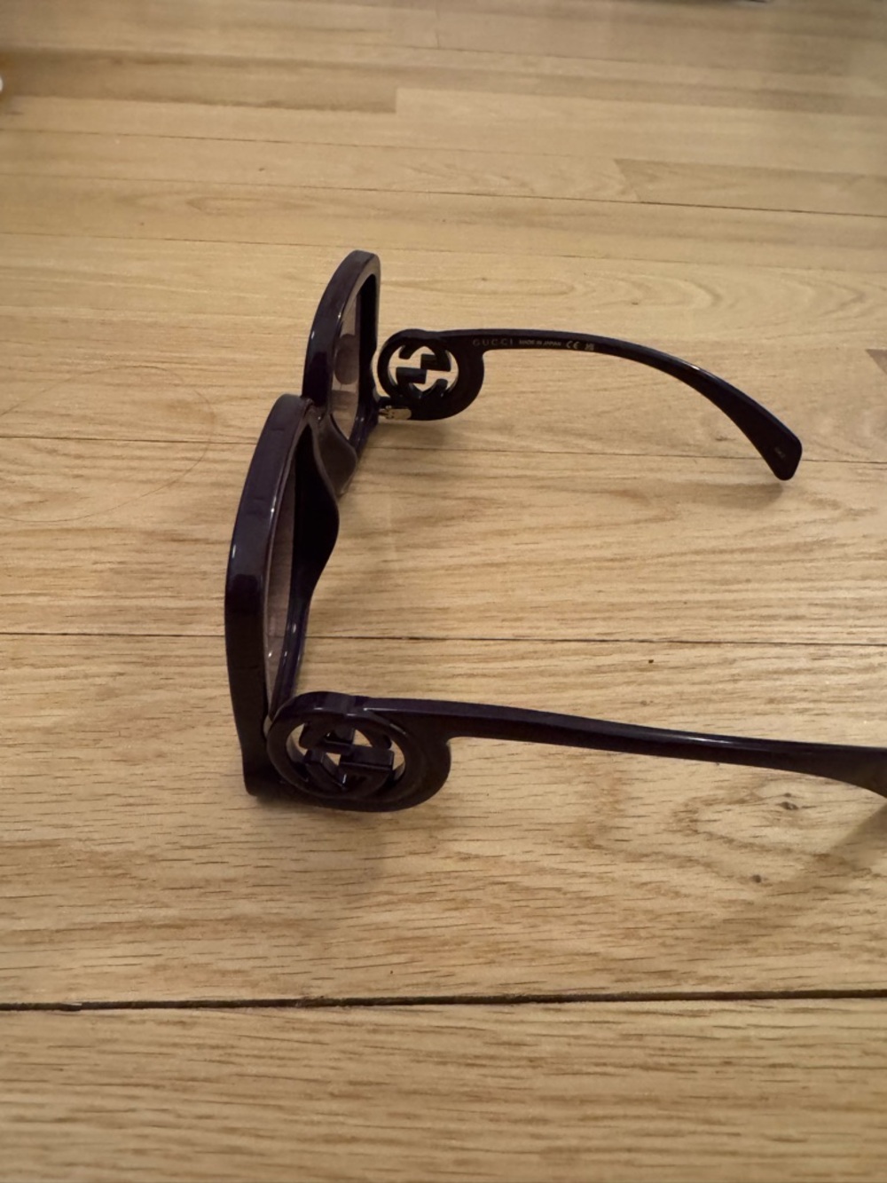 Gucci Oversized Square Sunglasses in Plum Purple - Picture 3 of 8